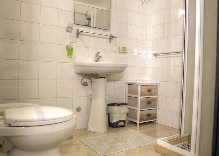 Station Bed & Breakfast 4*