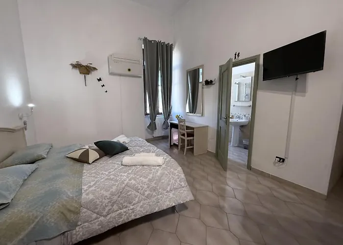 Bed & Breakfast Station 4*