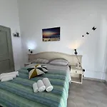 Station Bed and Breakfast Μπρίντιζι