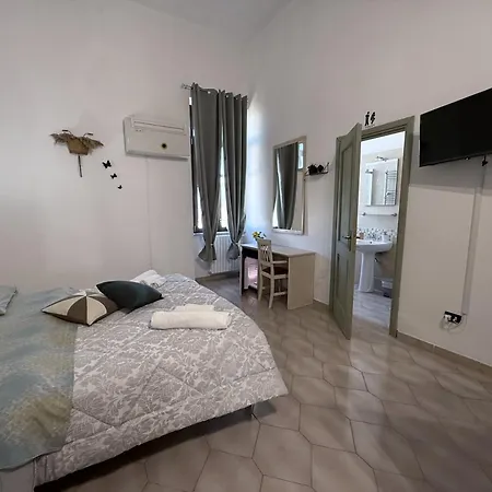 Bed & Breakfast Station 4*