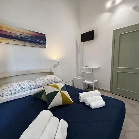 Bed & Breakfast Station