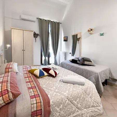 Bed & Breakfast Station 4*