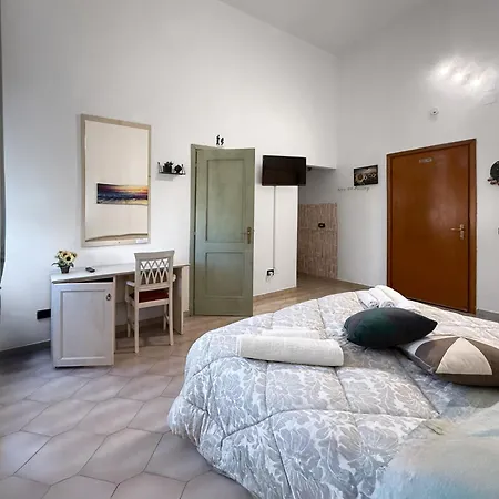 Bed & Breakfast Station 4*