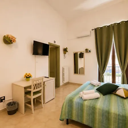 Station Bed & Breakfast Brindisi